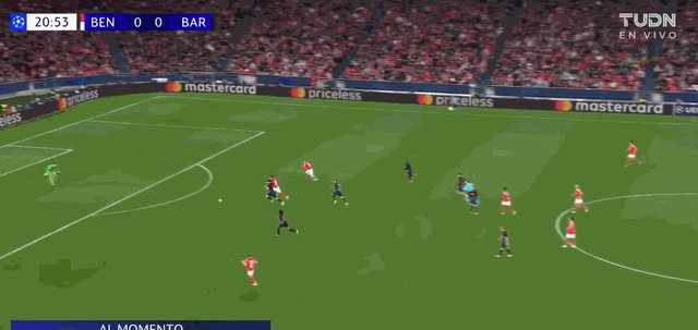库巴西红牌.gif